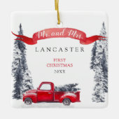 Mr en Mrs First Christmas Holiday Red Truck Keramisch Ornament (Voorkant)