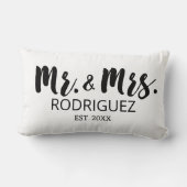 Mr en Mrs Modern Brush Font Wedding Jubileum Kussen (Achterkant)