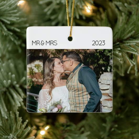 Mr. en Mrs. Pas getrouwd Foto met kerstkeramiek Keramisch Ornament (Boom)