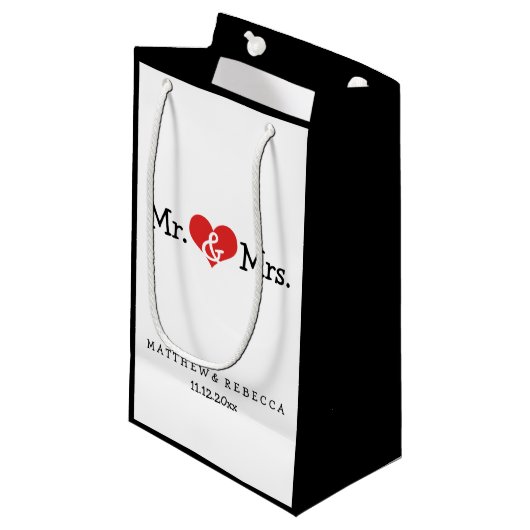 Mr en Mrs Red Heart Wedding Personalized Klein Cadeauzakje (Voorkant Gekanteld)
