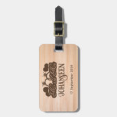 Mr en Mrs Rustic Wood Wedding Pas getrouwd Reizen Bagagelabel (Voorkant verticaal)