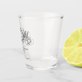 Mr en Mrs Script Flourish in Black Wedding Shot Glas (Rechts)