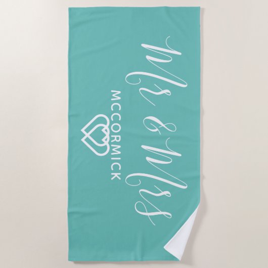 Mr en Mrs Script Monogram Naam Blauwgroen Witte Ha Strandlaken (Voorkant)
