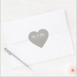 Mr en Mrs Script Vast Wedding Hart Sticker<br><div class="desc">Onze Mr en Mrs. scriptsticker is perfect om huwelijksgunsten,  partijvoorkeuren,  decor,  enz. toe te voegen.</div>