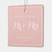 Mr en Mrs. Simple Minimalist Pink Pas getrouwd Paa Keramisch Ornament (Links)