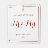 Mr en Mrs. Simple Minimalist Red Pas getrouwd Paar Keramisch Ornament (Links)