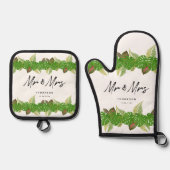 Mr. en Mrs Tropical Leaves Script Wedding Ovenwant & Pannenlap Set (Voorkant)