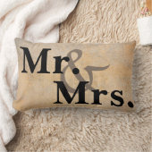 Mr. en Mrs. typografie pilssepia en khaki. Kussen (Deken)