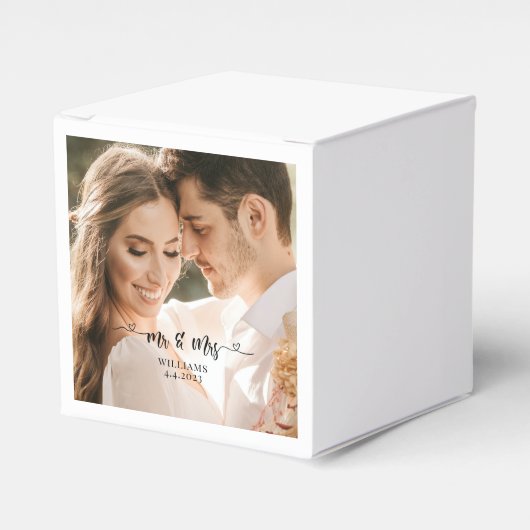 Mr en Mrs Wedding Couple Bedankdoosjes (Voorkant Zijde)