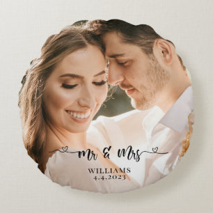 Mr en Mrs Wedding Couple Pillow Rond Kussen