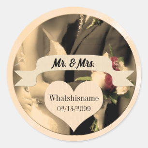 Mr en Mrs Wedding met naam en datum in Sepia Ronde Sticker