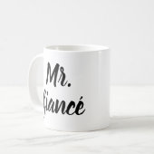 Mr. Fiancé Coffee Mok – Inky Trendy Lettering (Voorkant links)