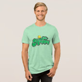 Mr. Happy Glijdend naar beneden Groene Lettering Tri-Blend Shirt (Voorkant volledig)