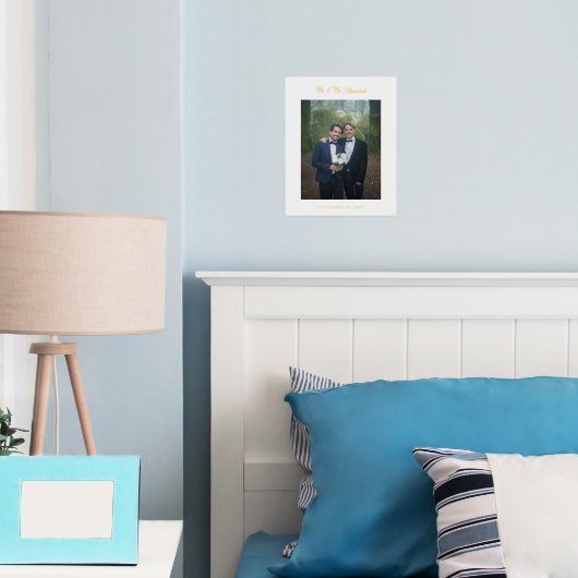 Mr & Mr Last Name Modern Script Wedding Photo Folie Afdrukken (Insitu (Slaapkamer))
