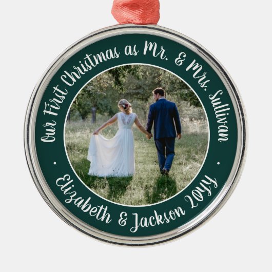 Mr & Mrs. 1st kerstfotoscript Green & White Metalen Ornament (Voorkant)