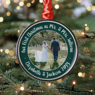Mr & Mrs. 1st kerstfotoscript Green & White Metalen Ornament