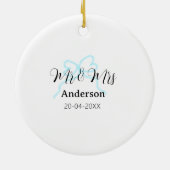 Mr & Mrs add family name date year wedding bow Keramisch Ornament (Achterkant)