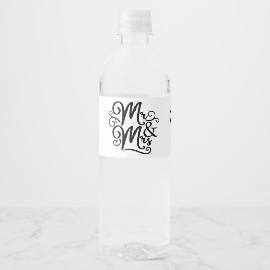 Mr & Mrs bruidegom net getrouwd bruiloft zwart Waterfles Etiket (Voorkant)