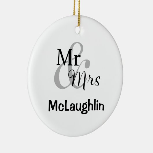 Mr & Mrs Bruiloft Paar Opgericht Jaar Keramisch Ornament (Rechts)