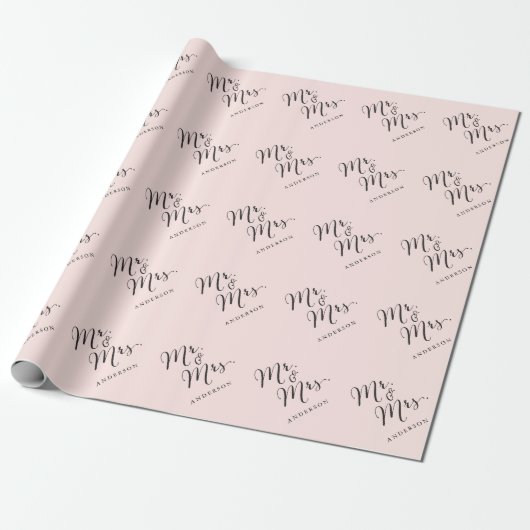 Mr & Mrs Classic Script Calligraphy Name Wedding Cadeaupapier (Uitgerold)