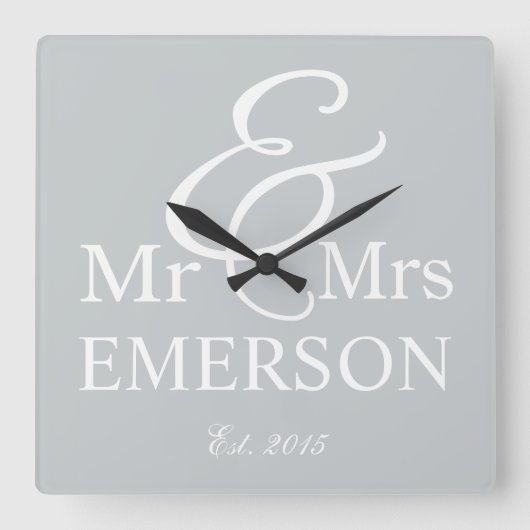 Mr & Mrs. douanenaam Vierkante Klok (Voorkant)