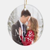 Mr & Mrs Eerste Kerstmis Getrouwd Foto Keramisch Ornament (Links)