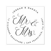 Mr & Mrs Elegant Script Bruiloft Retouradres Zelfinktende Stempel (Design)