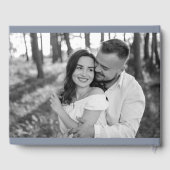 Mr & Mrs Elegant Script Dusty Blue Fotobruiloft Gastenboek (Achterkant)