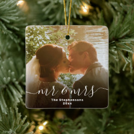 Mr & Mrs Elegant Script Overlay dubbelzijdige foto Keramisch Ornament