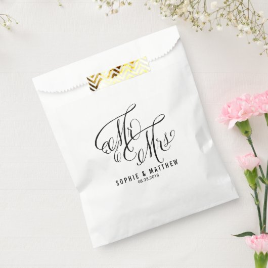 Mr. & Mrs Elegant Script | Weddenschappen Bedankzakje (Gezegeld)