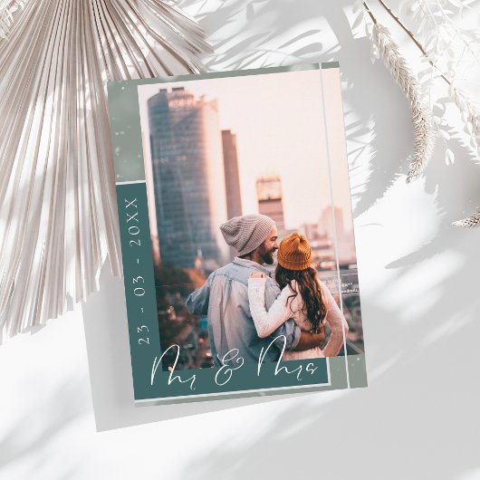 Mr & Mrs Emerald Green White Script Foto Save The Date