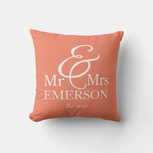 "Mr & Mrs" gepersonaliseerde koraal en wit Kussen (Voorkant)