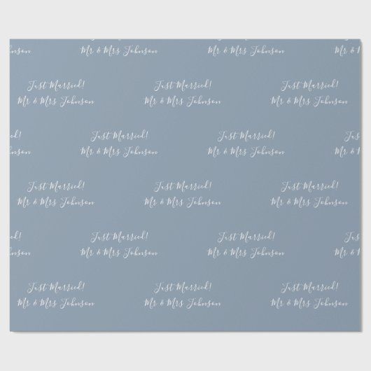 Mr. & Mrs. Gewoon getrouwd. Dusty Blue Wedding Cadeaupapier (Vlak)
