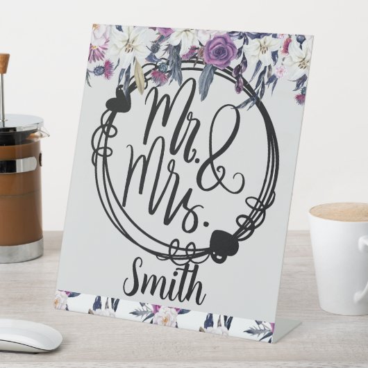 Mr & Mrs Gothic Floral Wedding Custom Sign Reclamebord Met Voetstuk (Insitu)