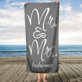 Mr. & Mrs Gray Script Custom Wedding Bath Towel Badhanddoek