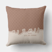 Mr Mrs Heart Script Mocha Beige Trouwkussen Kussen (Achterkant)