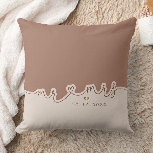 Mr Mrs Heart Script Mocha Beige Trouwkussen Kussen (Deken)