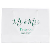 Mr & Mrs last name married year wedding engagement Groot Cadeauzakje (Achterkant)
