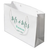 Mr & Mrs last name married year wedding engagement Groot Cadeauzakje (Achterkant Gekanteld)