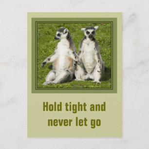 Mr & Mrs Lemur - Hou vast en laat nooit los Briefkaart