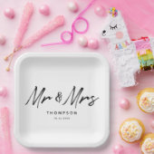 Mr. & Mrs Modern Black White Script Wedding Papieren Bordje (Feest)