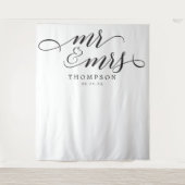 Mr & Mrs Modern Wedding Backdrop Banner Wandkleed (Voorkant)