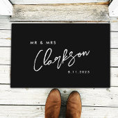 Mr. Mrs Monogram Handgeschreven Script Modern Zwar Deurmat