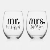 Mr & Mrs Naam Gepersonaliseerde bruiloft Wijnglas Zonder Voet (Voorkant)