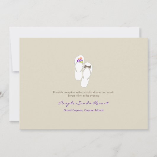 Mr & Mrs Paarse Teenslippers Beach bruiloft uitnod Kaart (Achterkant)