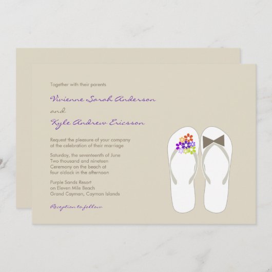 Mr & Mrs Paarse Teenslippers Beach bruiloft uitnod Kaart (Voorkant / Achterkant)