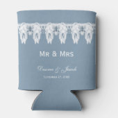 Mr & Mrs Rustic Dusty Blue White Koe Skull Wedding Blikjeskoeler (Achterkant)