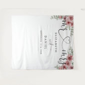 Mr. Mrs. Script Floral Wedding Photo Booth Achterg Wandkleed (Voorkant (horizontaal))