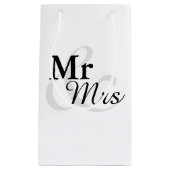 Mr&Mrs Simple Elegant Typography Wedding Klein Cadeauzakje (Voorkant)