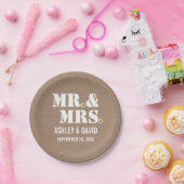 Mr. & Mrs typografie rustic kraft bruiloft Papieren Bordje (Feest)
